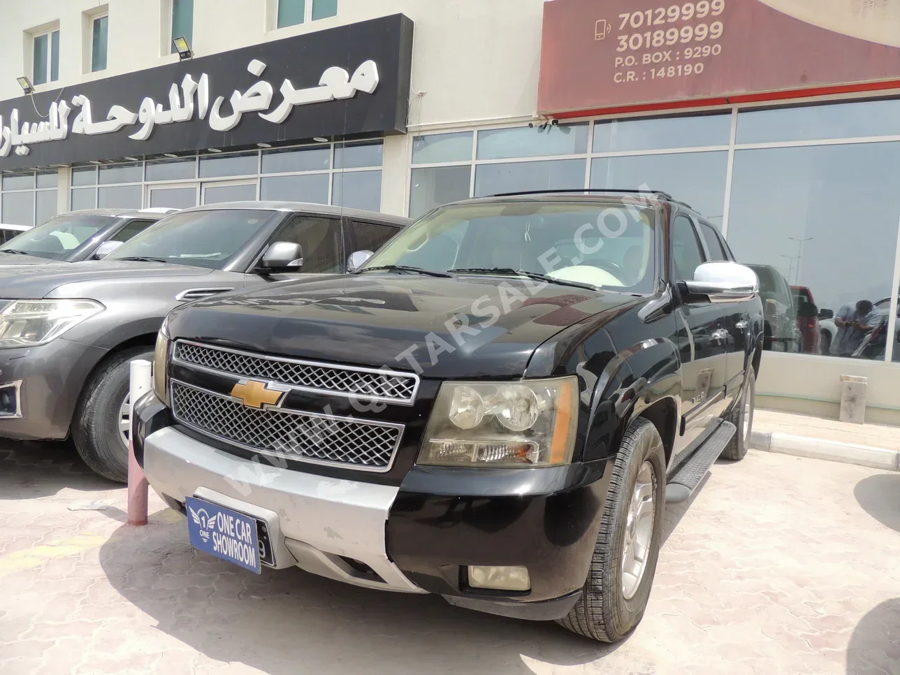 Chevrolet  Avalanche  2011  Automatic  220,000 Km  8 Cylinder  Four Wheel Drive (4WD)  Pick Up  Black