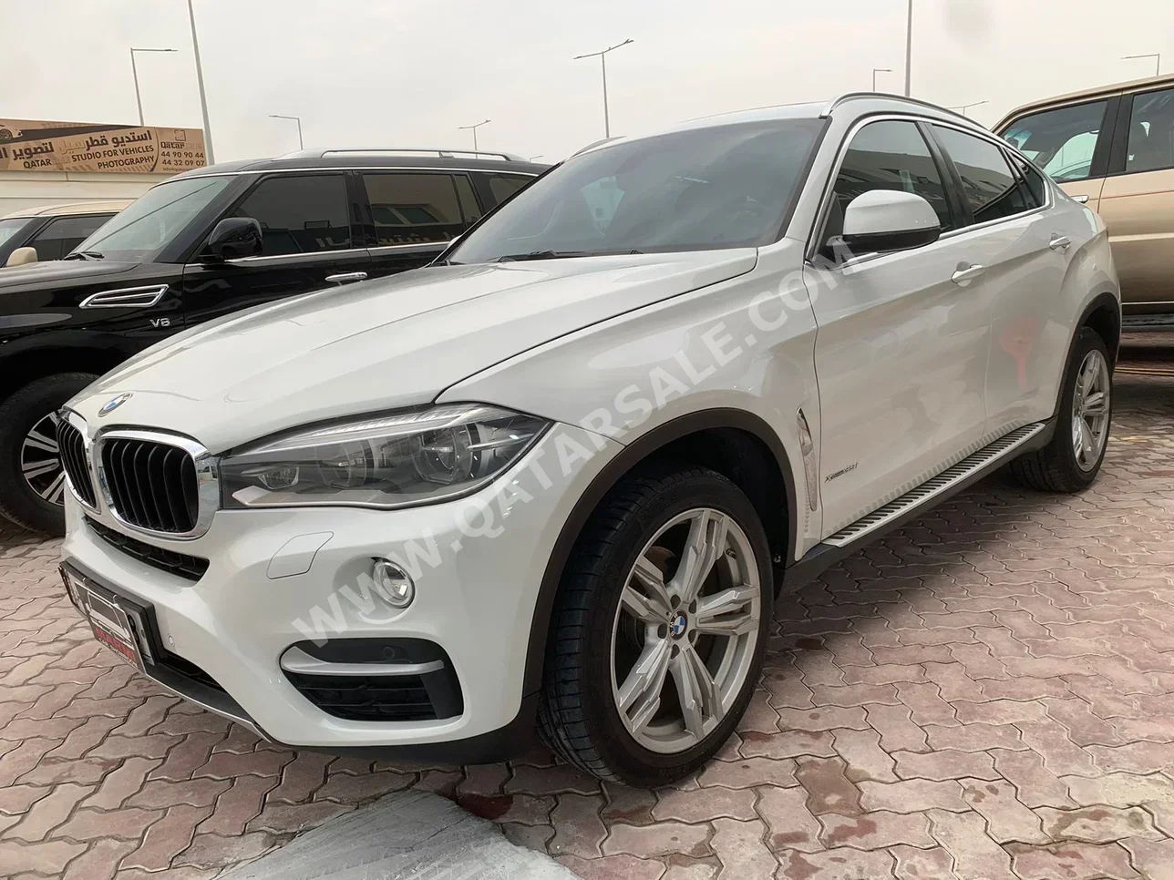 BMW  X-Series  X6  2017  Automatic  134,000 Km  6 Cylinder  Four Wheel Drive (4WD)  SUV  White