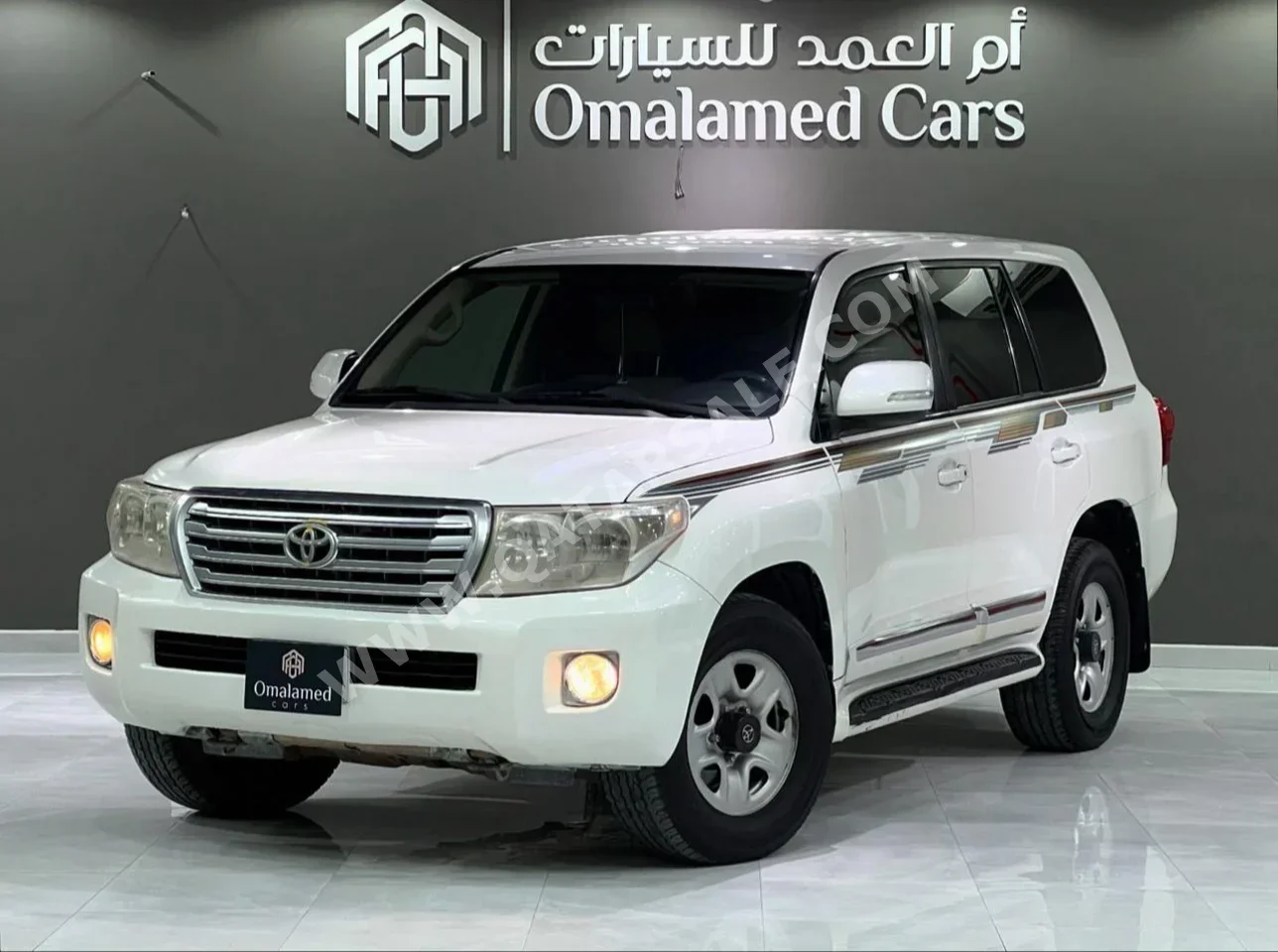 Toyota  Land Cruiser  G  2014  Automatic  304,000 Km  6 Cylinder  Four Wheel Drive (4WD)  SUV  White