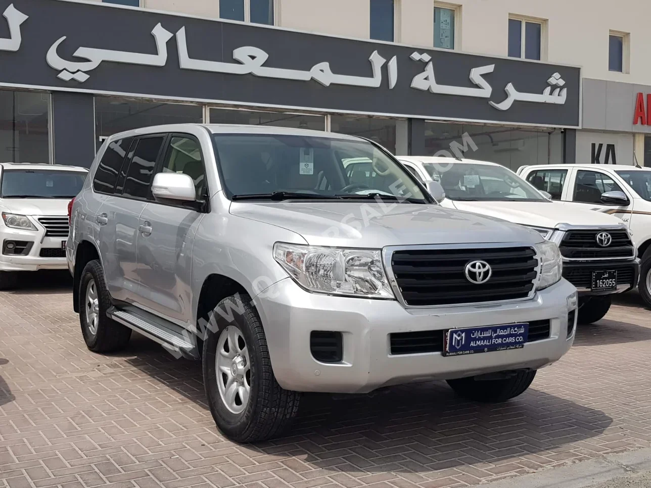 Toyota  Land Cruiser  G  2015  Automatic  180,000 Km  6 Cylinder  Four Wheel Drive (4WD)  SUV  Silver