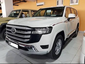 Toyota  Land Cruiser  GXR  2024  Automatic  0 Km  6 Cylinder  Four Wheel Drive (4WD)  SUV  White  With Warranty