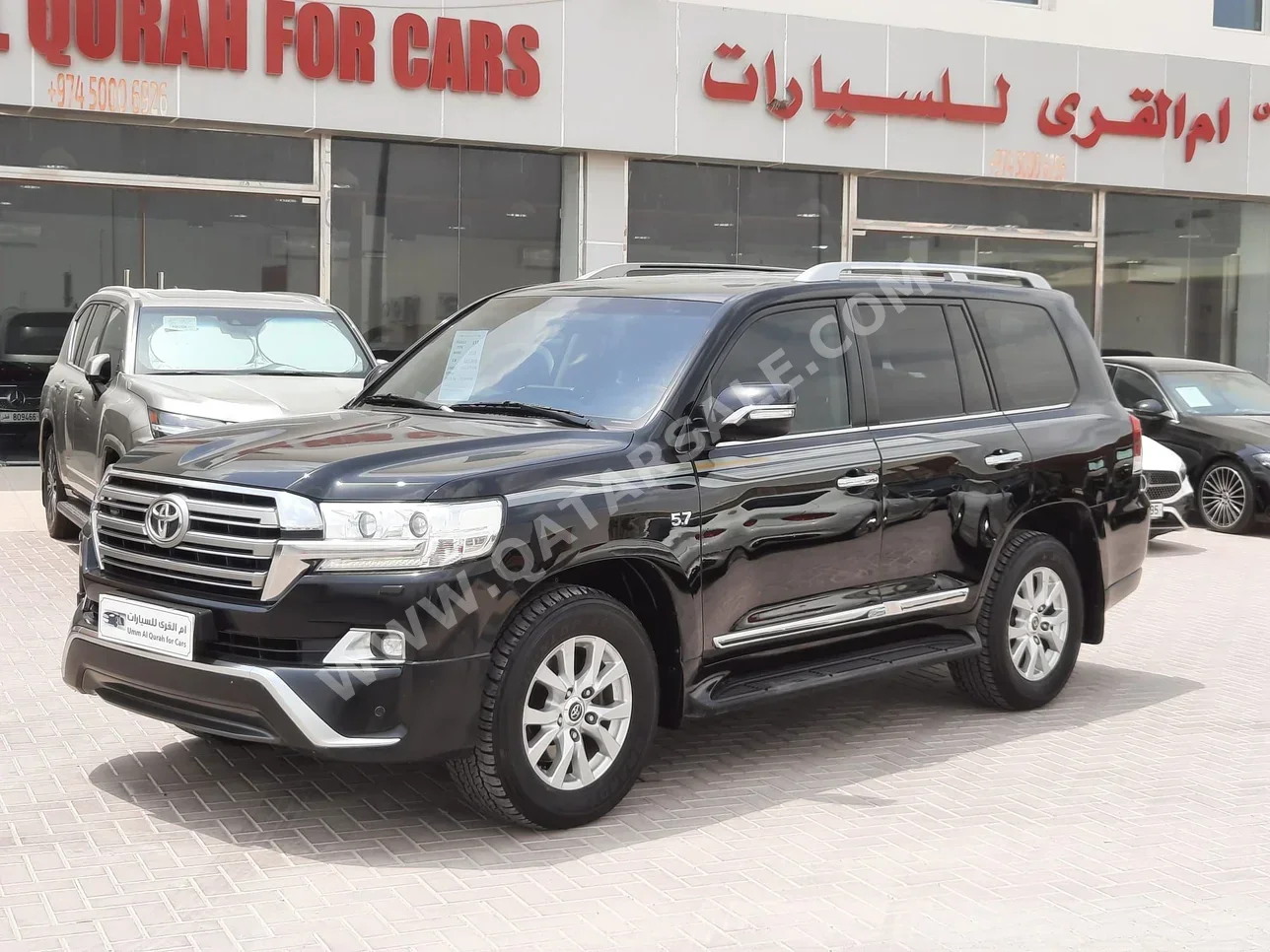 Toyota  Land Cruiser  VXR  2018  Automatic  180,000 Km  8 Cylinder  Four Wheel Drive (4WD)  SUV  Black