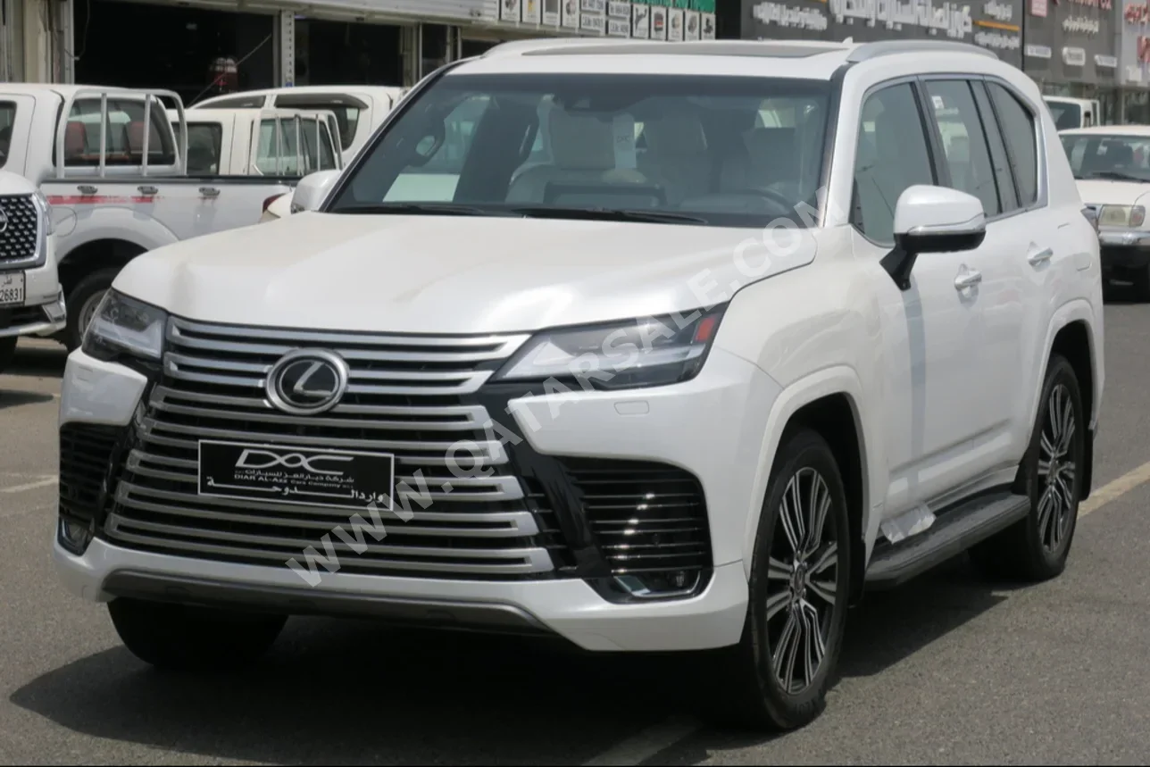 Lexus  LX  600 Luxury  2024  Automatic  6,000 Km  6 Cylinder  Four Wheel Drive (4WD)  SUV  White  With Warranty