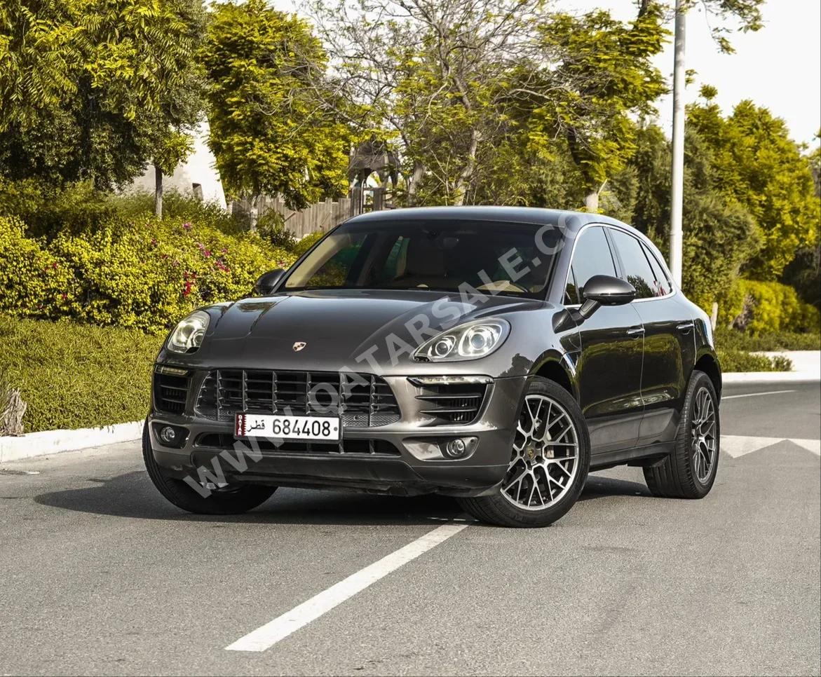 Porsche  Macan  S  2015  Automatic  70,000 Km  6 Cylinder  Four Wheel Drive (4WD)  SUV  Gray