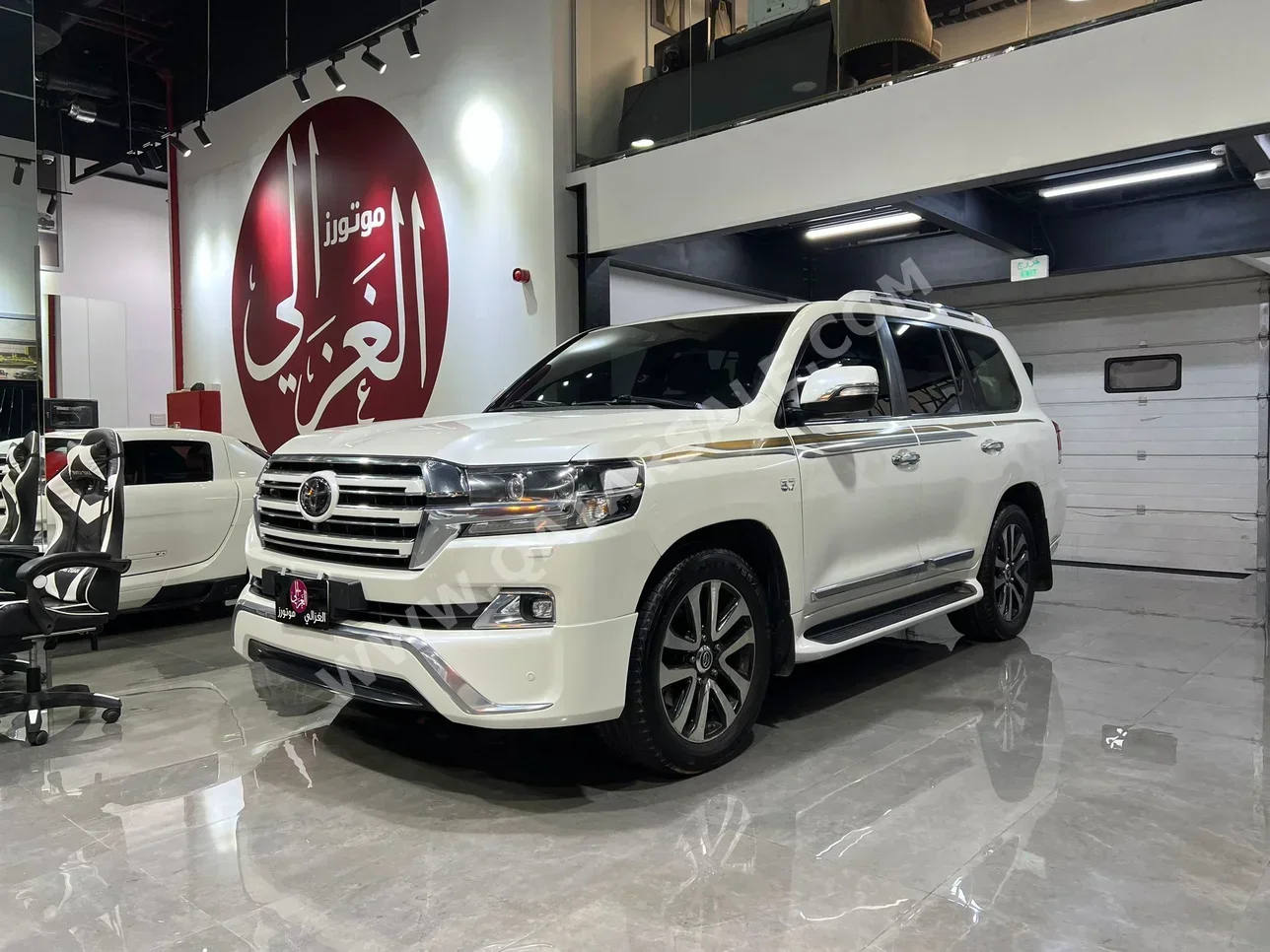 Toyota  Land Cruiser  VXS  2018  Automatic  160,000 Km  8 Cylinder  Four Wheel Drive (4WD)  SUV  White