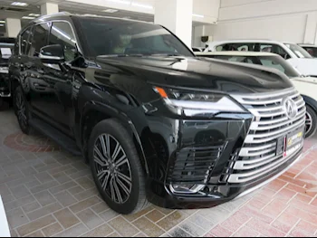 Lexus  LX  600 Luxury  2024  Automatic  18,000 Km  6 Cylinder  Four Wheel Drive (4WD)  SUV  Black  With Warranty