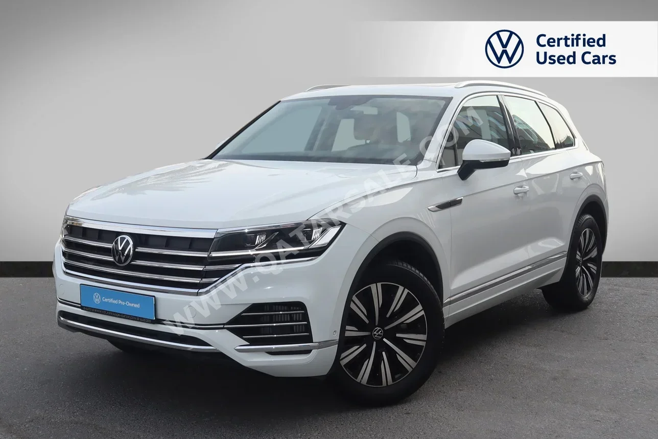 Volkswagen  Touareg  Comfort Line  2023  Automatic  5,500 Km  6 Cylinder  All Wheel Drive (AWD)  SUV  White  With Warranty