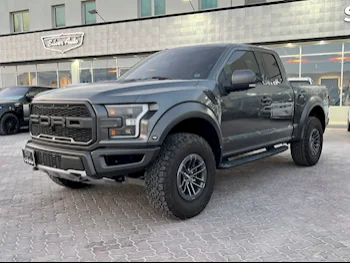 Ford  Raptor  2020  Automatic  83٬500 Km  6 Cylinder  Four Wheel Drive (4WD)  Pick Up  Black