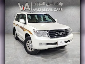 Toyota  Land Cruiser  GX  2010  Automatic  382,000 Km  6 Cylinder  Four Wheel Drive (4WD)  SUV  White