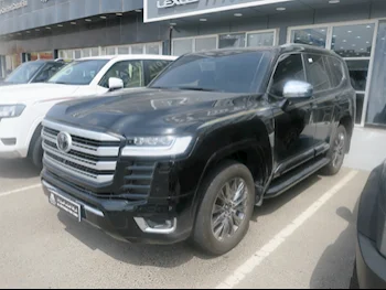 Toyota  Land Cruiser  VXR Twin Turbo  2024  Automatic  17,000 Km  6 Cylinder  Four Wheel Drive (4WD)  SUV  Black  With Warranty