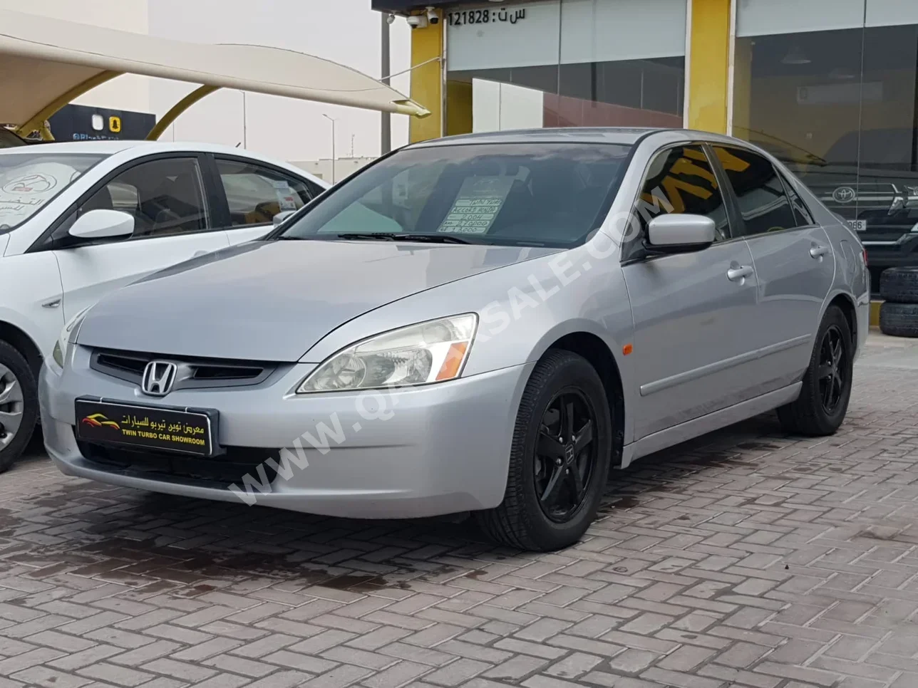 Honda  Accord  2007  Automatic  270,000 Km  4 Cylinder  Front Wheel Drive (FWD)  Sedan  Silver