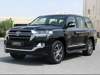 Toyota  Land Cruiser  GXR- Grand Touring  2020  Automatic  104,000 Km  6 Cylinder  Four Wheel Drive (4WD)  SUV  Black