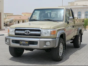  Toyota  Land Cruiser  LX  2012  Manual  73,000 Km  6 Cylinder  Four Wheel Drive (4WD)  Pick Up  Beige  With Warranty