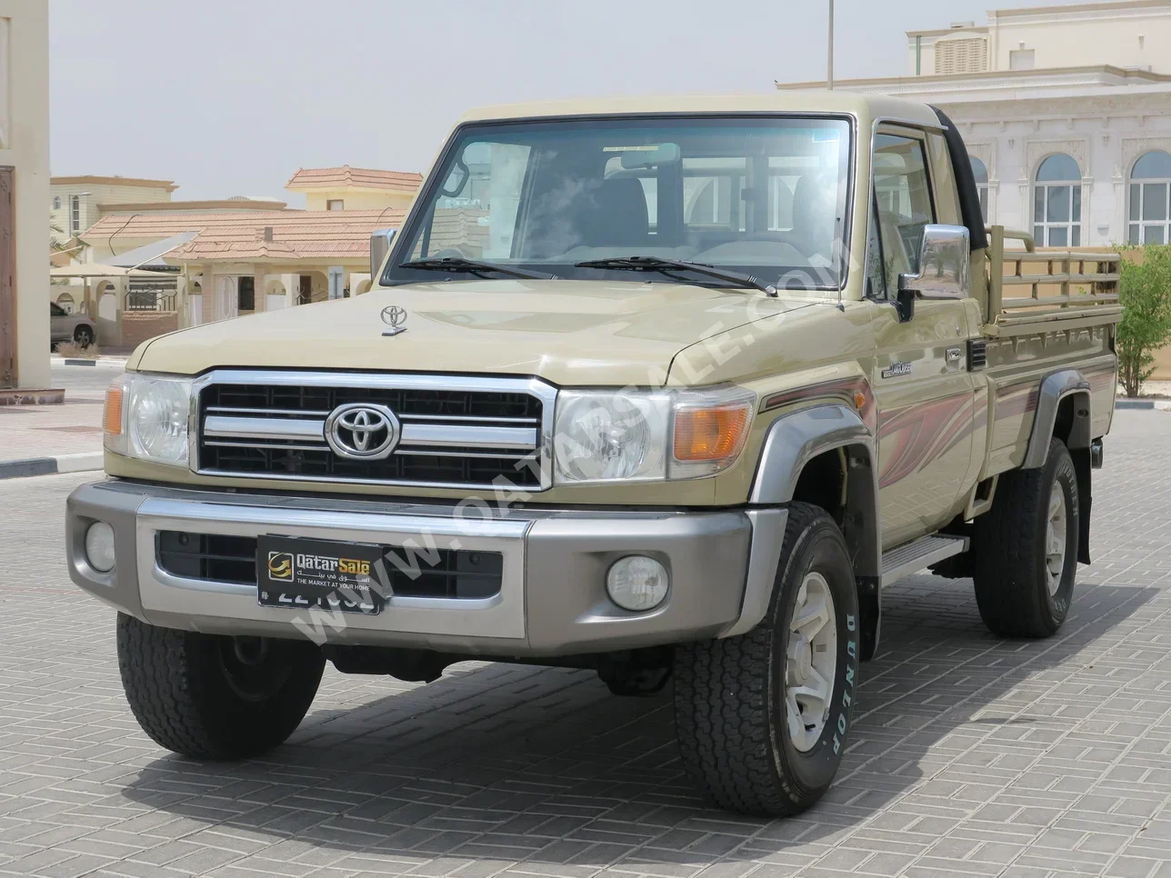  Toyota  Land Cruiser  LX  2012  Manual  73,000 Km  6 Cylinder  Four Wheel Drive (4WD)  Pick Up  Beige  With Warranty