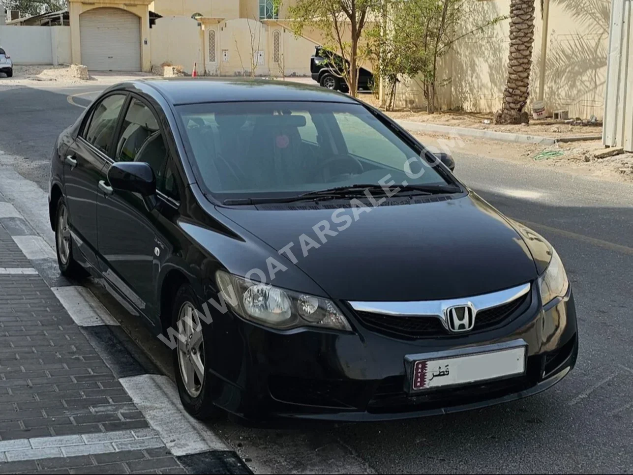 Honda  Civic  LXI  2010  Automatic  198,000 Km  4 Cylinder  Front Wheel Drive (FWD)  Sedan  Black