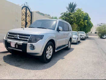 Mitsubishi  Pajero  3.5  2011  Automatic  254,000 Km  6 Cylinder  SUV  Silver