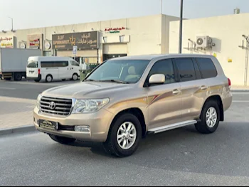 Toyota  Land Cruiser  GX  2010  Automatic  335,000 Km  6 Cylinder  Four Wheel Drive (4WD)  SUV  Gold