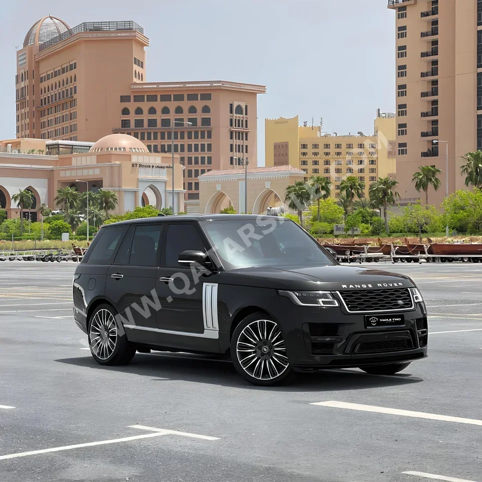 Land Rover  Range Rover  Vogue  Autobiography  2020  Automatic  48,000 Km  8 Cylinder  Four Wheel Drive (4WD)  SUV  Black