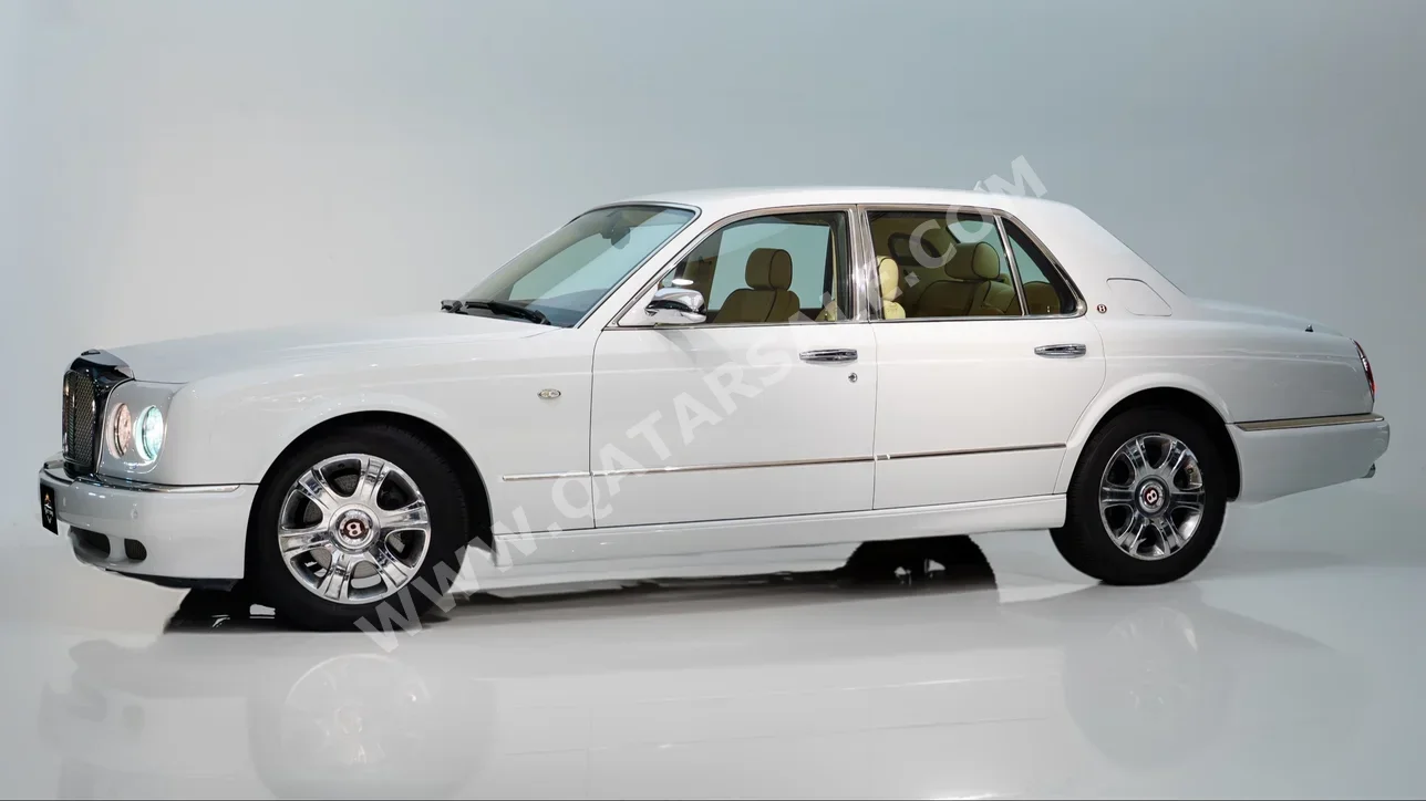 Bentley  Arnage  2006  Automatic  41٬000 Km  6 Cylinder  Rear Wheel Drive (RWD)  Sedan  White