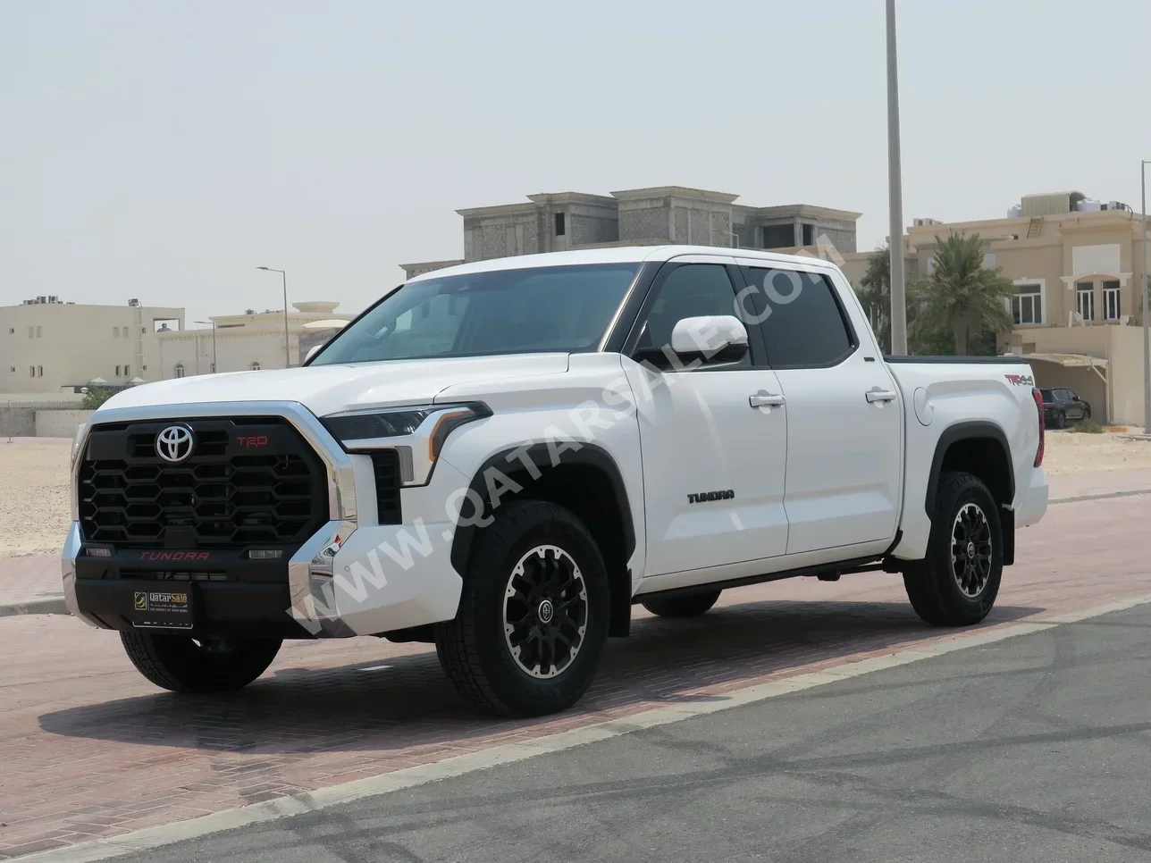 Toyota  Tundra  TRD  2024  Automatic  0 Km  6 Cylinder  Four Wheel Drive (4WD)  Pick Up  White