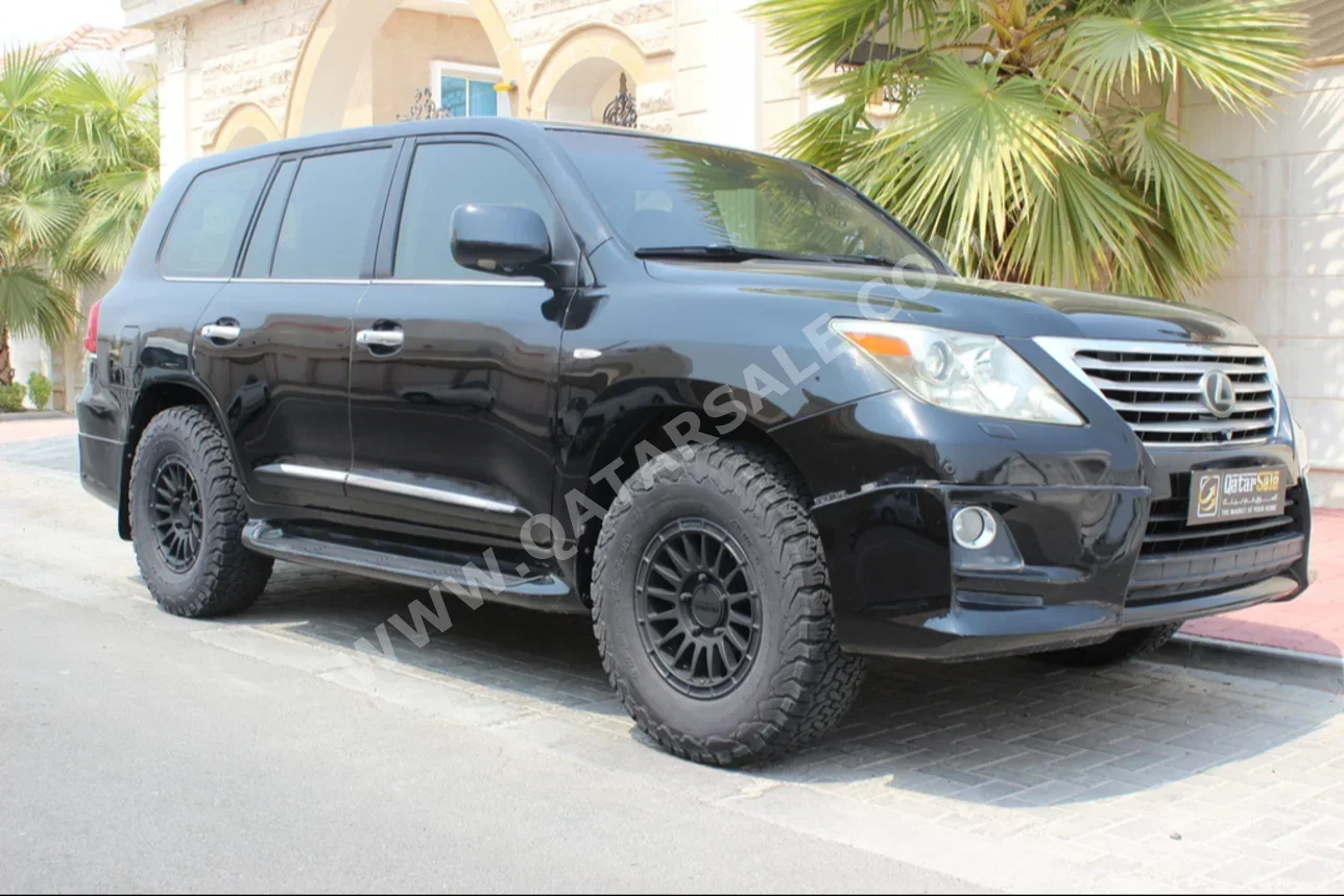 Lexus  LX  570  2010  Automatic  244,000 Km  8 Cylinder  Four Wheel Drive (4WD)  SUV  Black