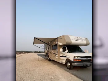 Caravan - Leprechaun  - Coachmen  - 2014  - Beige  -Made in United States of America(USA)  - 9,500 Km