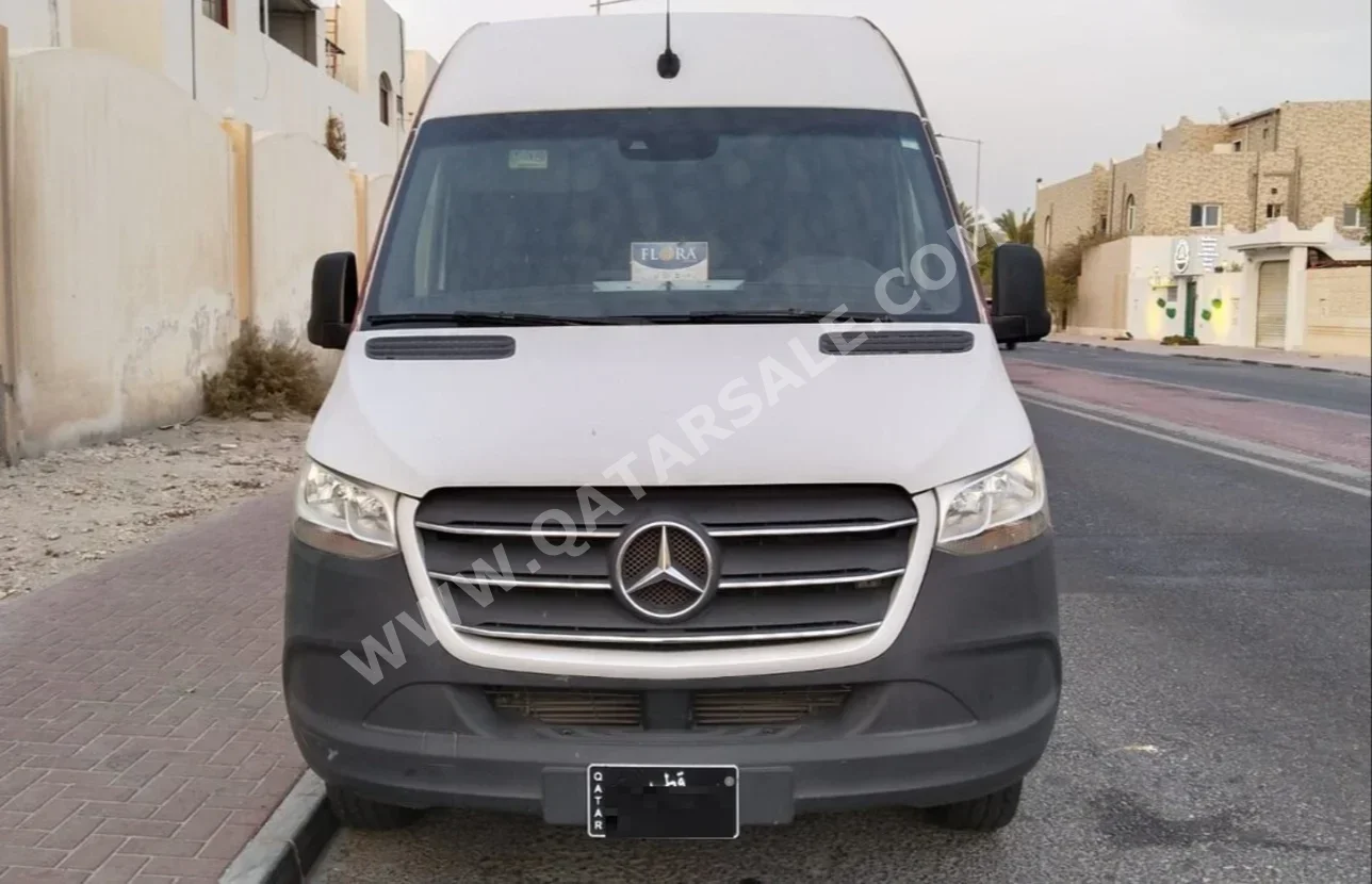Mercedes-Benz Sprinter 2020 Automatic 25,701 Km 4 Cylinder Rear Wheel Drive (RWD) Van / Bus White With Warranty