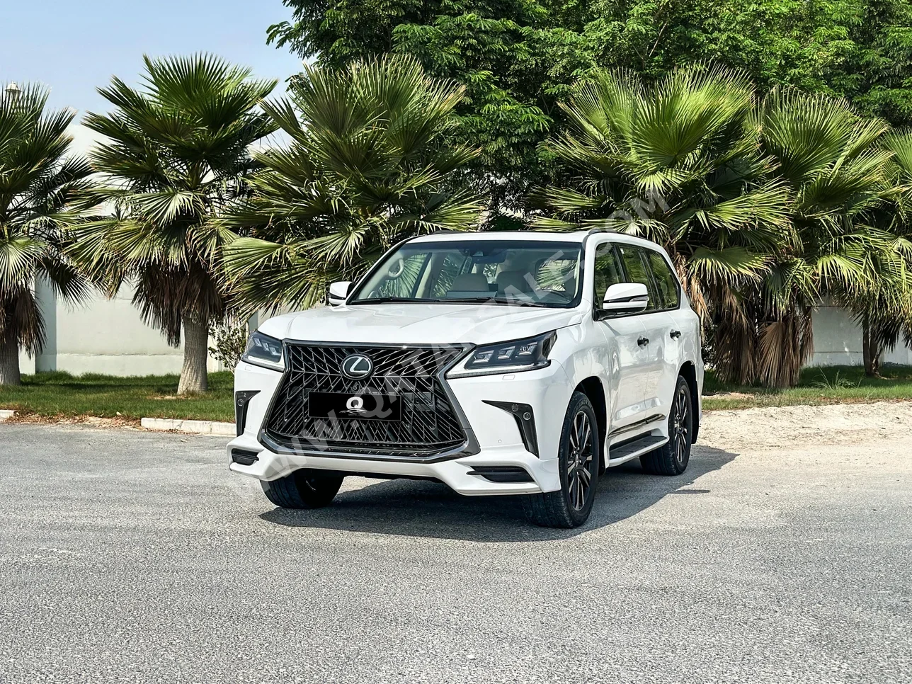 Lexus  LX  570 S Black Edition  2019  Automatic  93,000 Km  8 Cylinder  Four Wheel Drive (4WD)  SUV  White