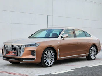 Hongqi  H9  2022  Automatic  0 Km  6 Cylinder  Rear Wheel Drive (RWD)  Sedan  Gold  With Warranty