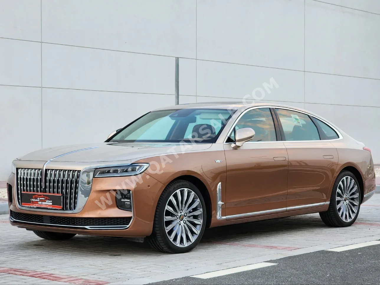 Hongqi  H9  2022  Automatic  0 Km  6 Cylinder  Rear Wheel Drive (RWD)  Sedan  Gold  With Warranty