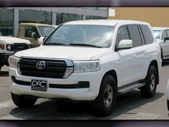 Toyota  Land Cruiser  GX  2018  Automatic  390,000 Km  6 Cylinder  Four Wheel Drive (4WD)  SUV  White