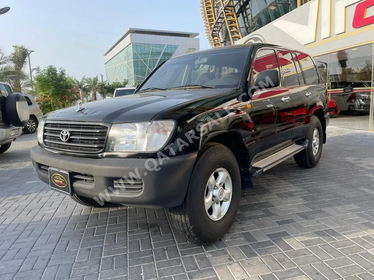 Toyota  Land Cruiser  G  2001  Manual  545,000 Km  6 Cylinder  Four Wheel Drive (4WD)  SUV  Black