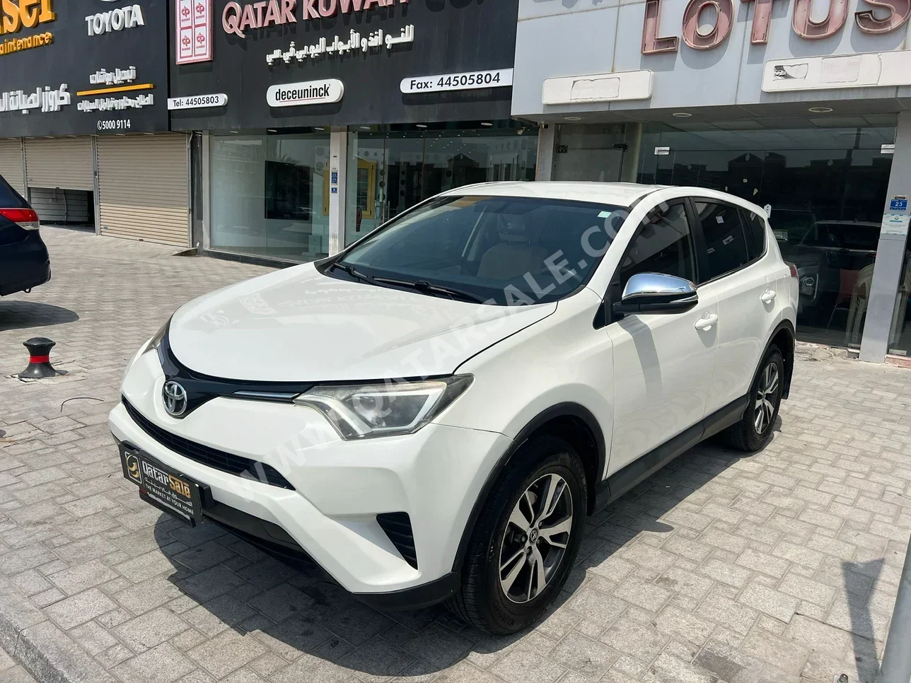  Toyota  Rav 4  2018  Automatic  171,000 Km  4 Cylinder  Four Wheel Drive (4WD)  SUV  White  With Warranty