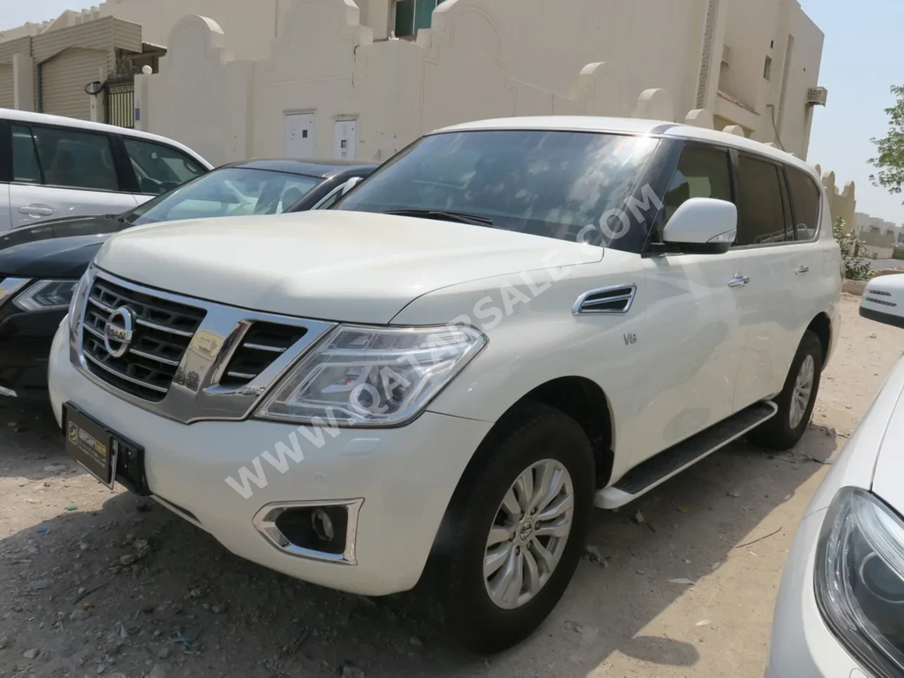 Nissan  Patrol  SE  2015  Automatic  213,000 Km  8 Cylinder  Four Wheel Drive (4WD)  SUV  White