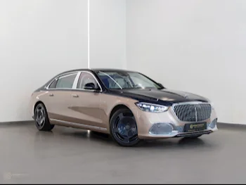 Mercedes-Benz  Maybach  S680  2023  Automatic  600 Km  12 Cylinder  All Wheel Drive (AWD)  Sedan  Gold  With Warranty