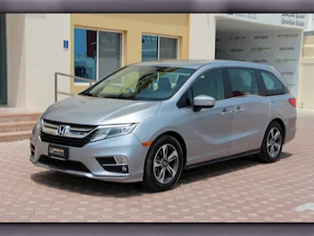 Honda  Odyssey  2019  Automatic  159,000 Km  6 Cylinder  Front Wheel Drive (FWD)  Van / Bus  Silver