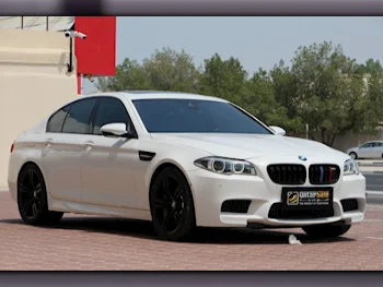  BMW  M-Series  5  2016  Automatic  128,000 Km  8 Cylinder  Rear Wheel Drive (RWD)  Sedan  White  With Warranty