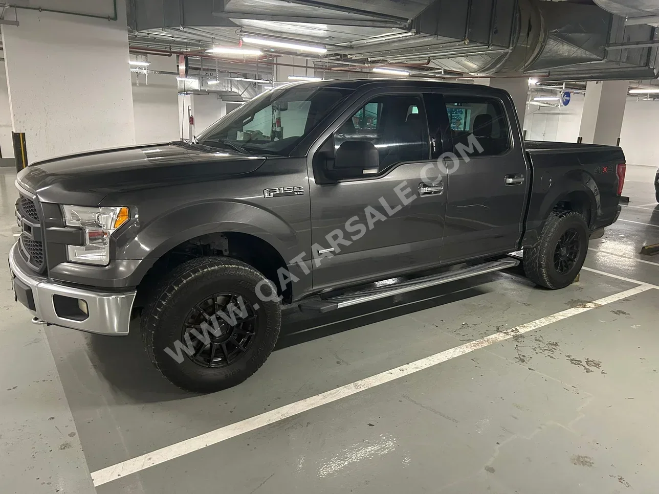 Ford  F  150  2016  Automatic  180,000 Km  8 Cylinder  Four Wheel Drive (4WD)  Pick Up  Gray