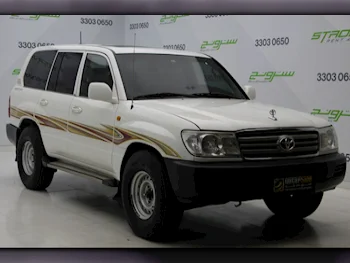 Toyota  Land Cruiser  GXR  2006  Automatic  346,000 Km  6 Cylinder  Four Wheel Drive (4WD)  SUV  White