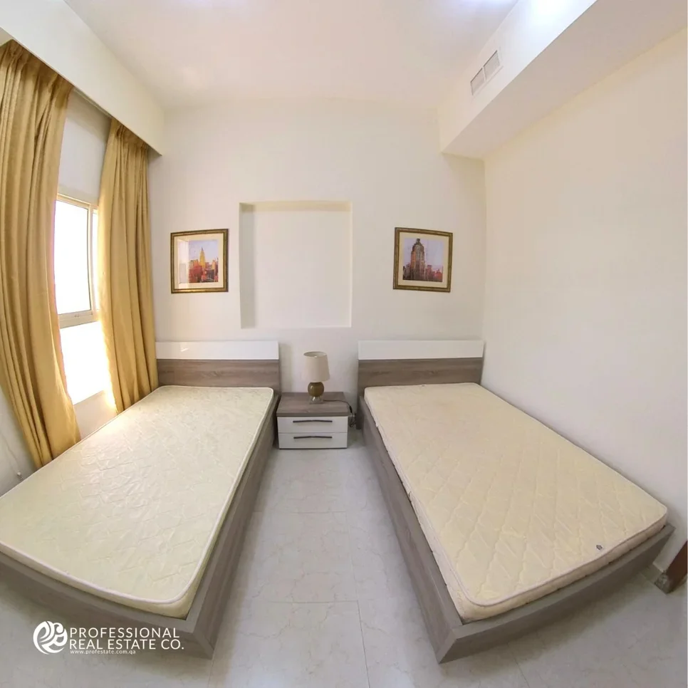 3 Bedrooms  Apartment  in Doha -  Rawdat Al Khail  Fully Furnished