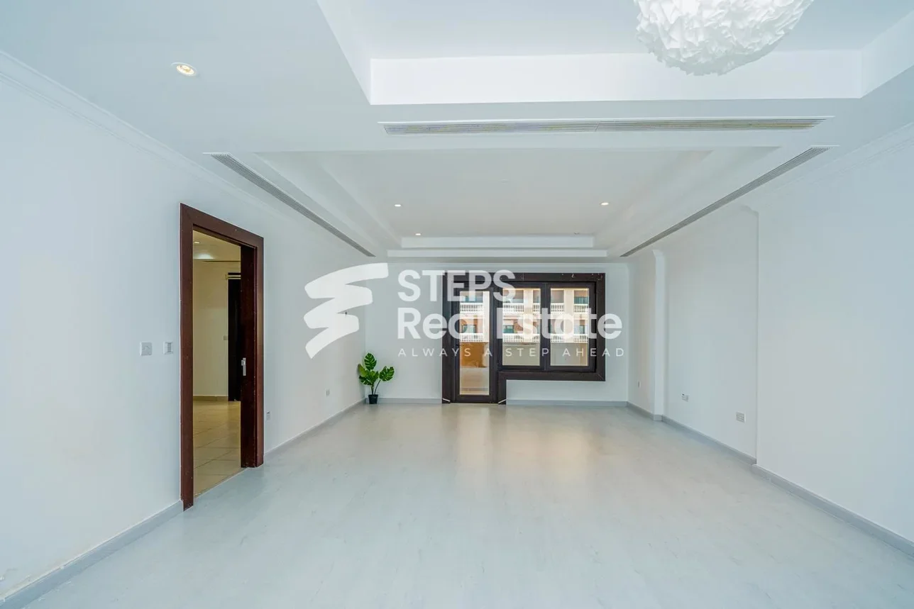 1 Bedrooms  Apartment  in Doha -  The Pearl  Semi Furnished