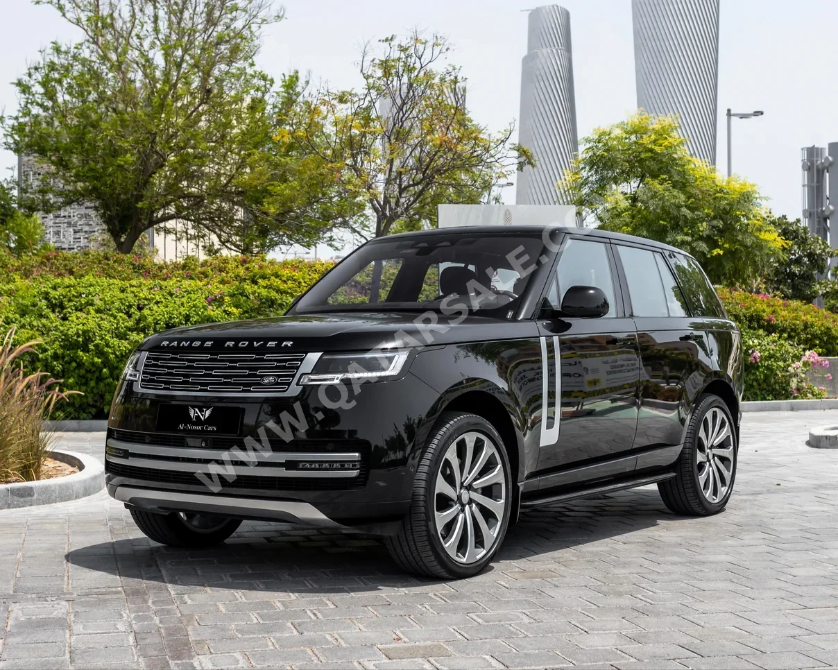 Land Rover  Range Rover  HSE  2023  Automatic  34,000 Km  6 Cylinder  Four Wheel Drive (4WD)  SUV  Black  With Warranty