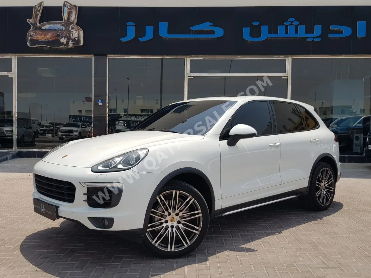 Porsche  Cayenne  S  2015  Automatic  149,000 Km  8 Cylinder  Four Wheel Drive (4WD)  SUV  White