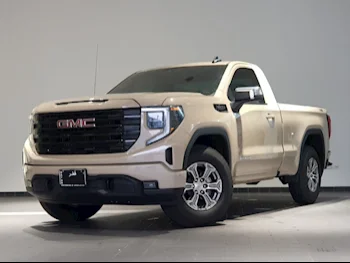  GMC  Sierra  Elevation  2023  Automatic  36,000 Km  8 Cylinder  Four Wheel Drive (4WD)  Pick Up  Beige  With Warranty