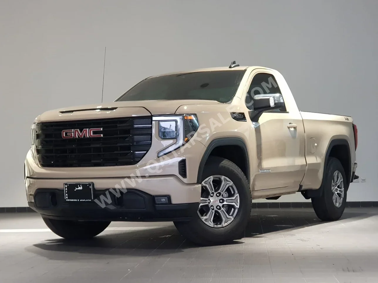  GMC  Sierra  Elevation  2023  Automatic  36,000 Km  8 Cylinder  Four Wheel Drive (4WD)  Pick Up  Beige  With Warranty