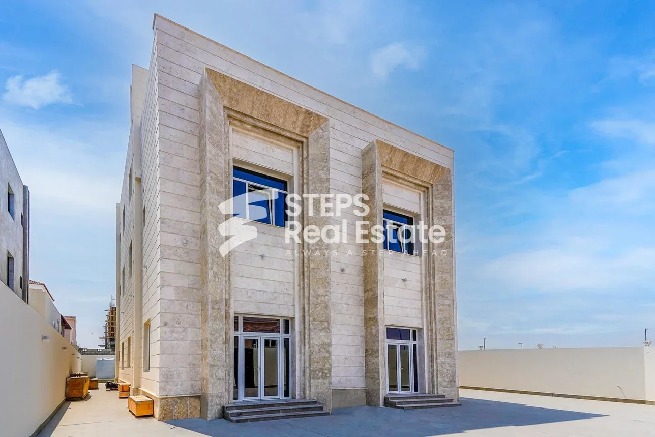 Family Residential  - Not Furnished  - Al Wakrah  - Al Wukair  - 7 Bedrooms