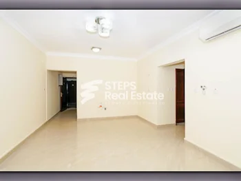 3 Bedrooms  Apartment  in Doha -  Fereej Bin Omran  Not Furnished