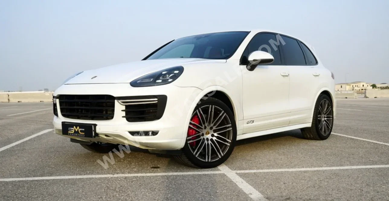 Porsche  Cayenne  GTS  2016  Automatic  121,000 Km  6 Cylinder  Four Wheel Drive (4WD)  SUV  White