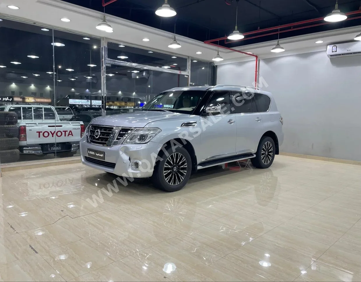 Nissan  Patrol  LE  2015  Automatic  177,000 Km  8 Cylinder  Four Wheel Drive (4WD)  SUV  Silver