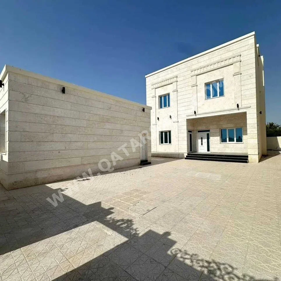 Family Residential  - Not Furnished  - Al Daayen  - Umm Qarn  - 7 Bedrooms